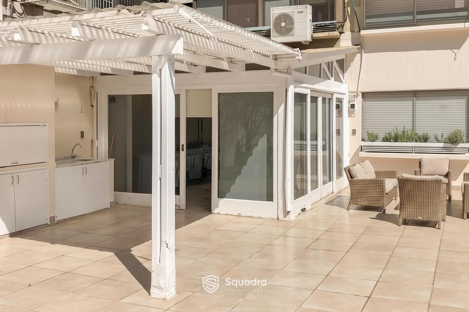 FOR SALE - 3-bedroom apartment with barbecue area and patio - Martin, Rosario. QUALIFIES FOR A MORTGAGE.