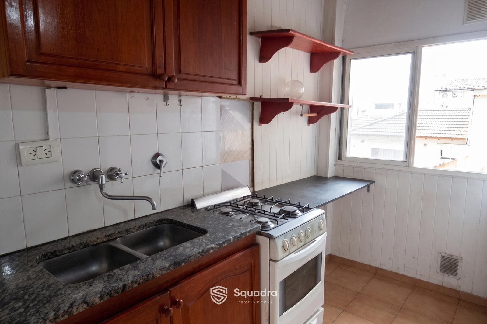 FOR RENT—One-bedroom apartment on the second floor (accessible by stairs) — Barrio Martin, Rosario.