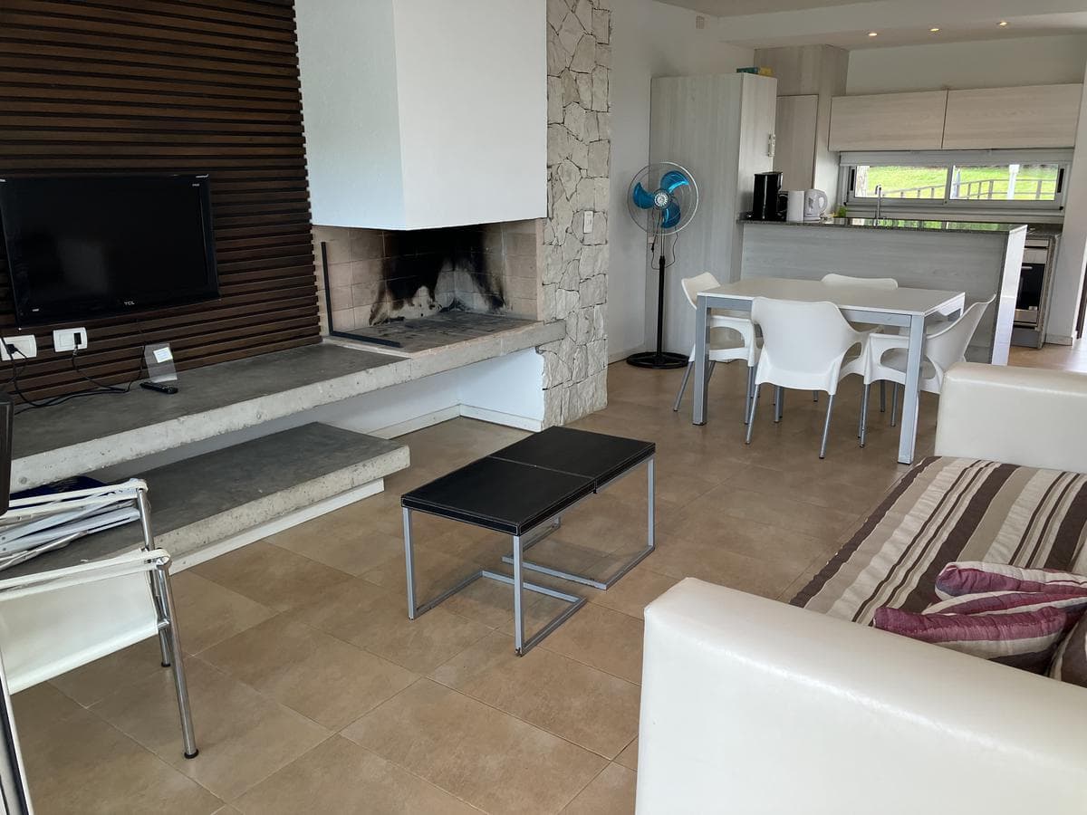 2-Bedroom Apartment in Las Gaviotas with Amenities