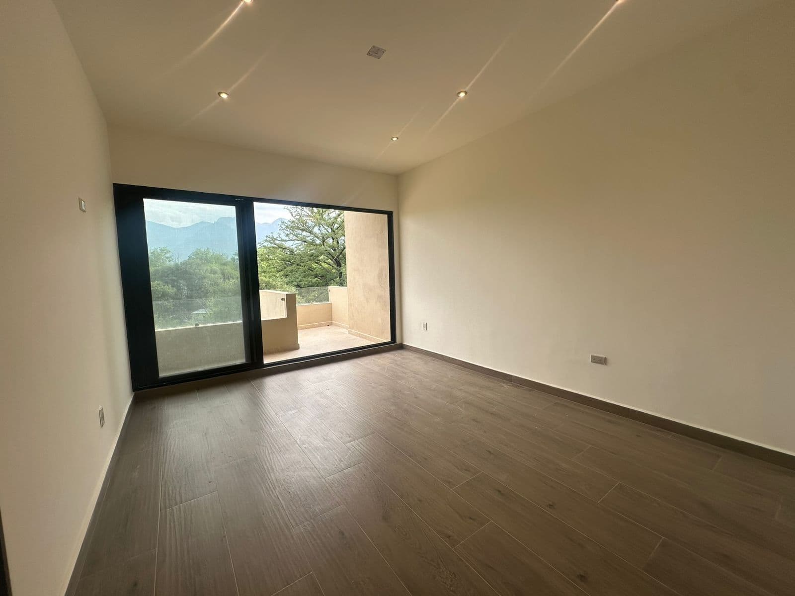 Home - El Vergel