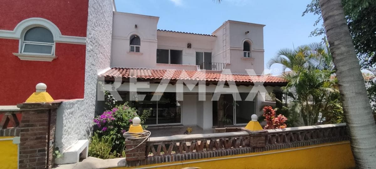 House for Sale in Morelos, Burgos, Cuernavaca