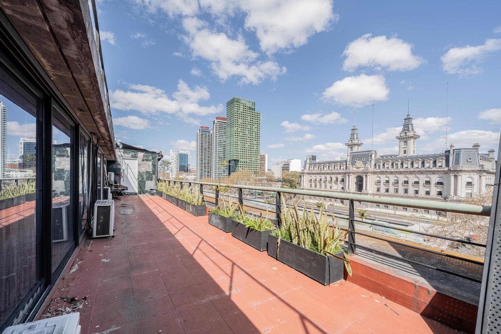 For Sale in Puerto Madero, Dique 3: Office, Residence, Medical Office, Duplex, Balcony, Terrace, 2 Dedicated Parking Spaces