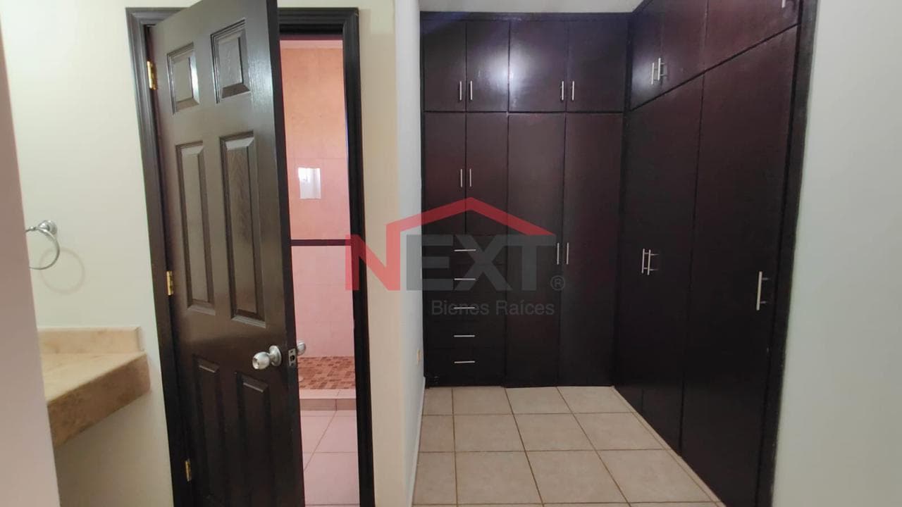 HOUSE FOR RENT LOCATED IN THE PUENTE REAL NEIGHBORHOOD