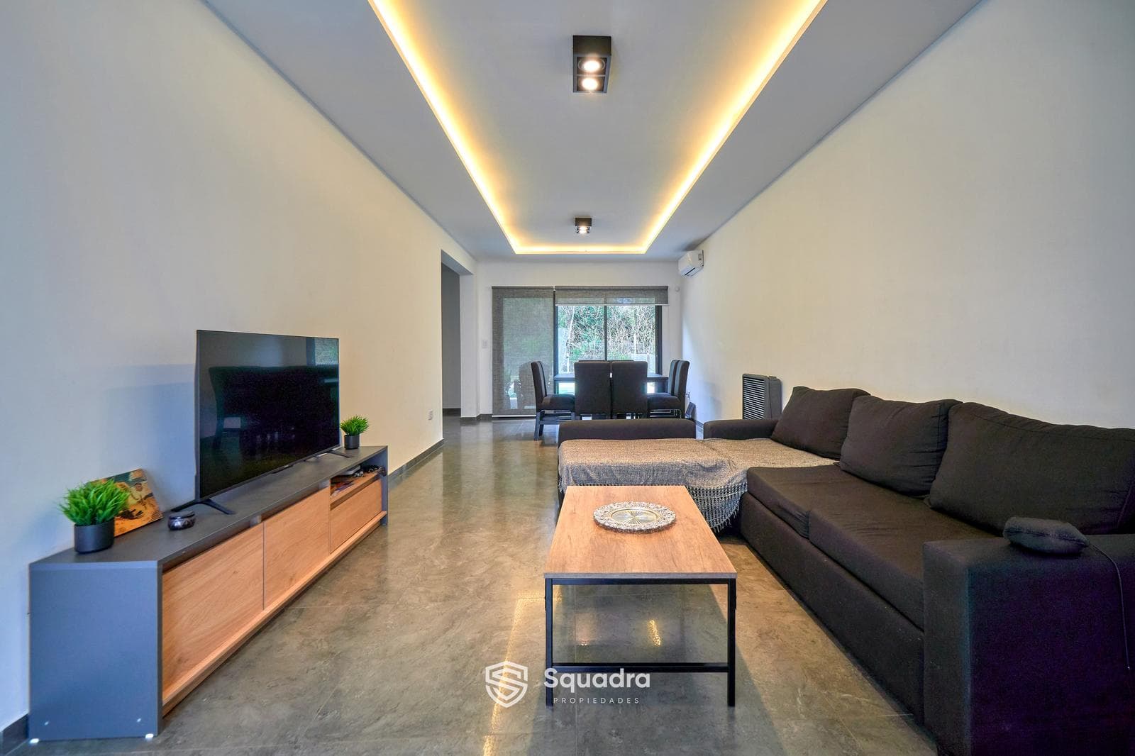 FOR SALE - 3-bedroom house with a pool - Brisanova, Pueblo Esther.