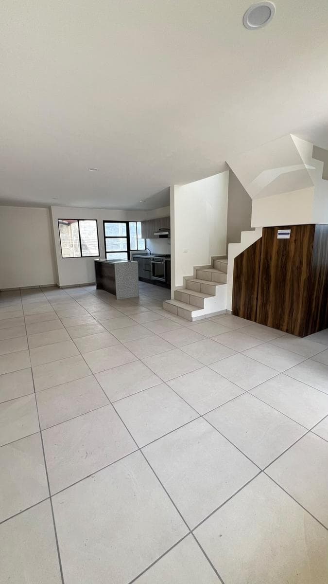 House in the Capital Sur Subdivision