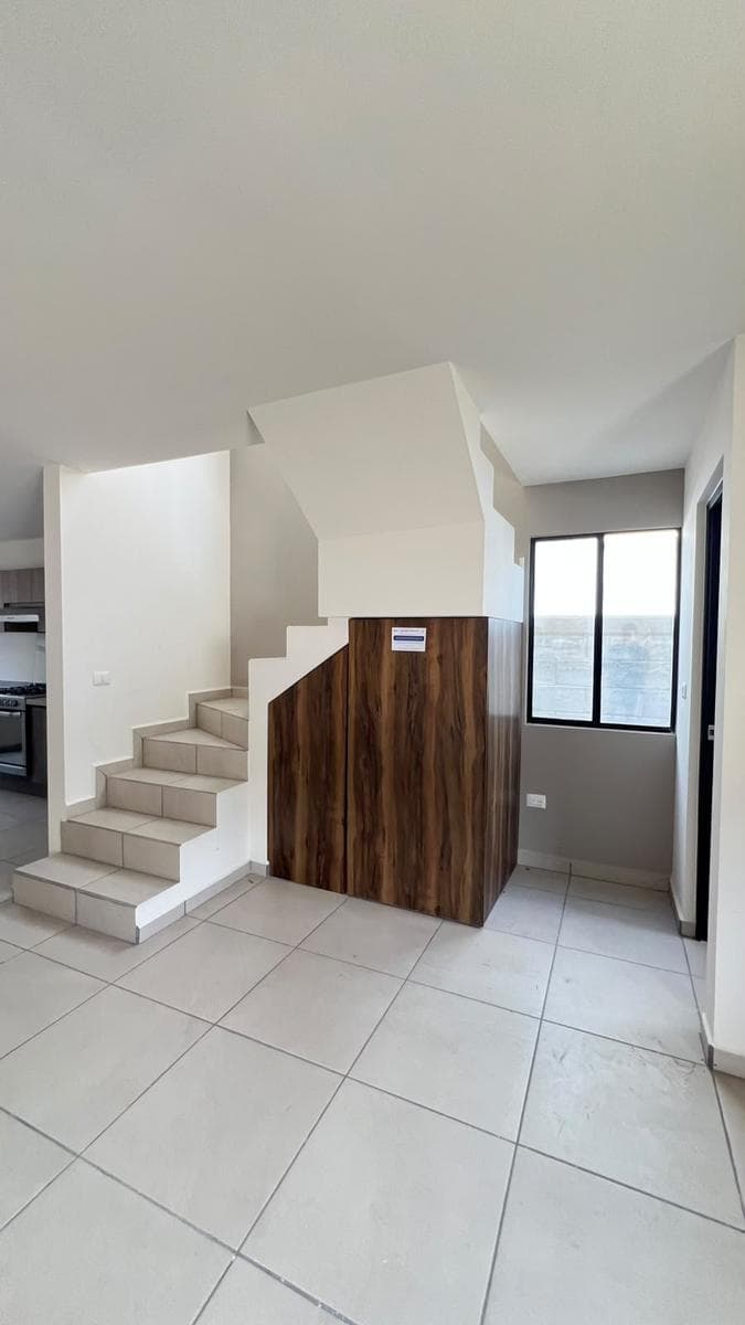 House in the Capital Sur Subdivision