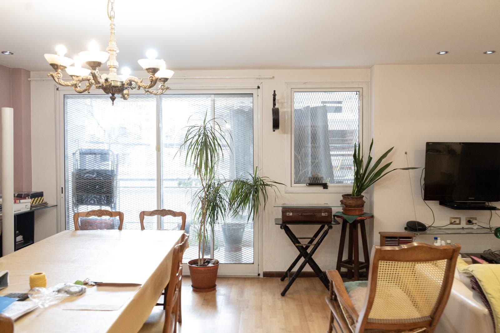 TWO-BEDROOM APARTMENT FOR SALE + PATIO + BALCONY + BARBECUE AREA AND TERRACE IN THE RIO AREA