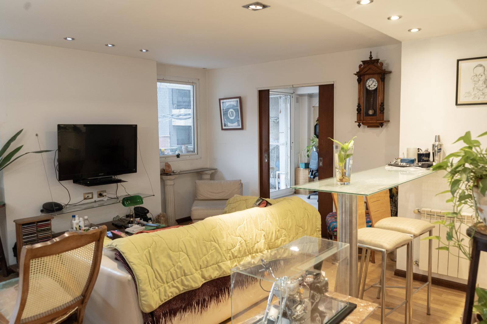 TWO-BEDROOM APARTMENT FOR SALE + PATIO + BALCONY + BARBECUE AREA AND TERRACE IN THE RIO AREA
