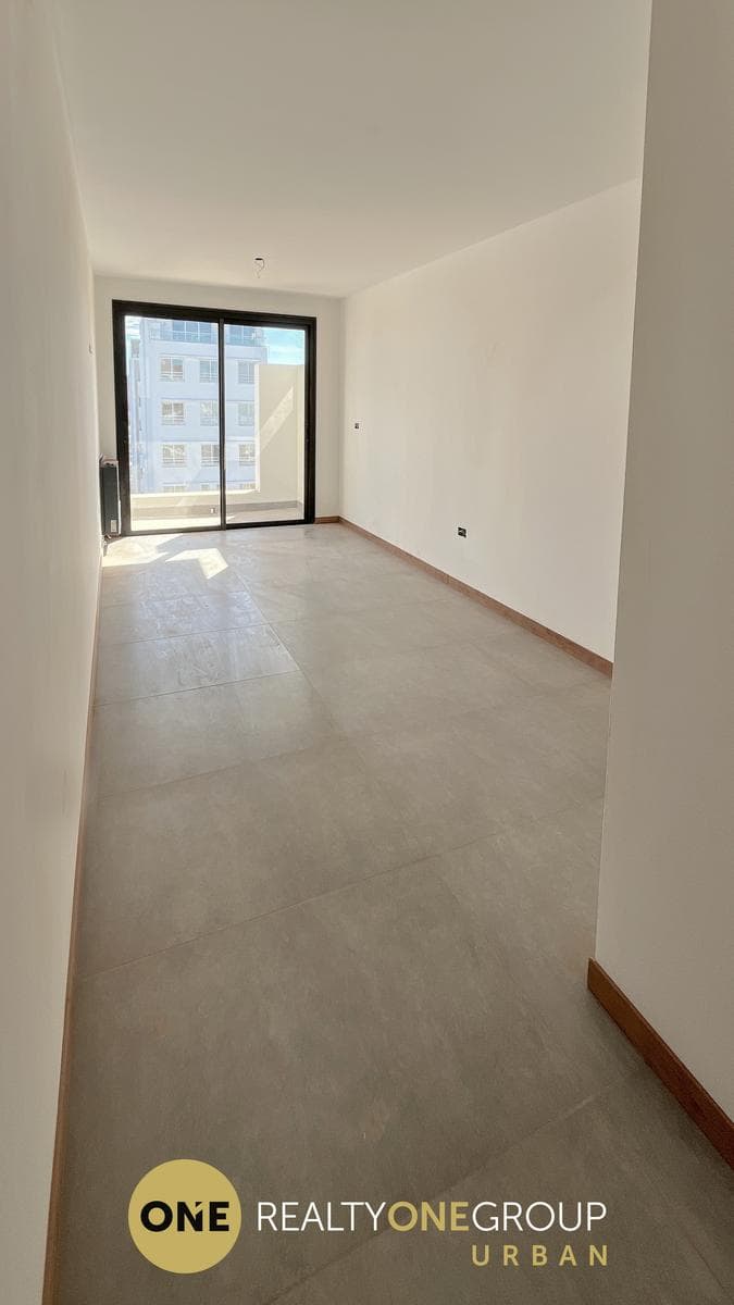 Brand-new studio apartment two blocks from the Cathedral