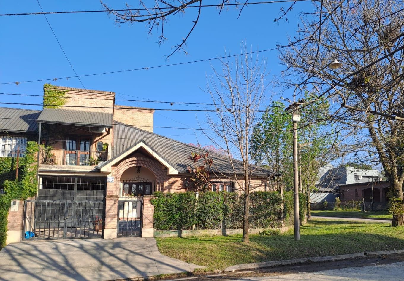 House in Yerba Buena