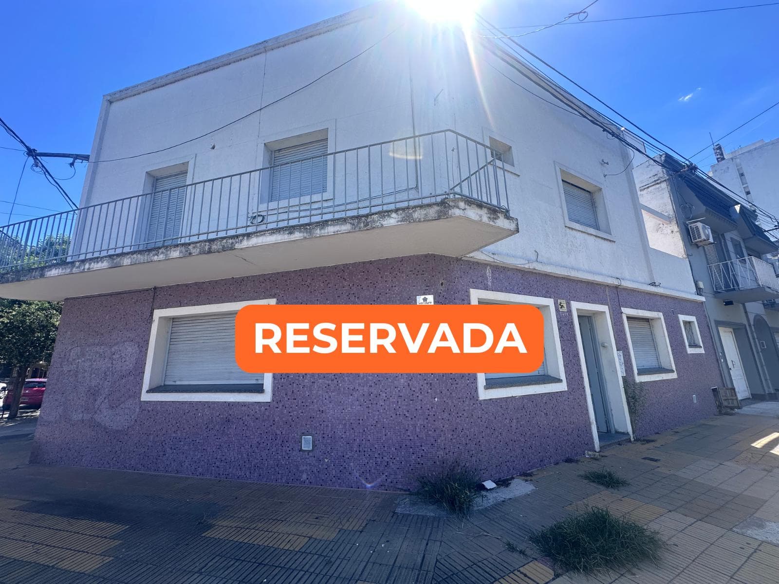 3-BEDROOM HOUSE WITH GARAGE IN THE RECOLETA NEIGHBORHOOD