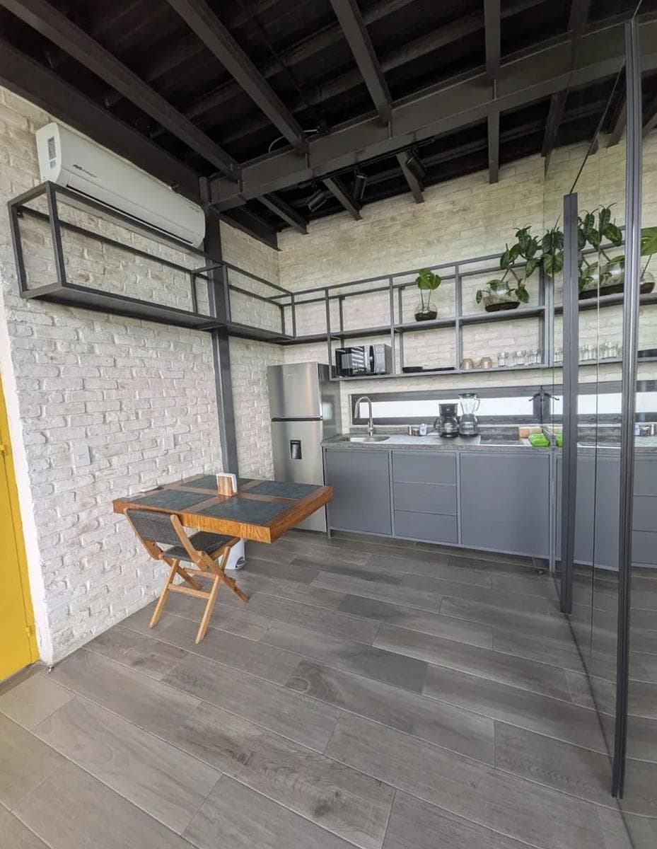 Apartment in Colomos, Providencia