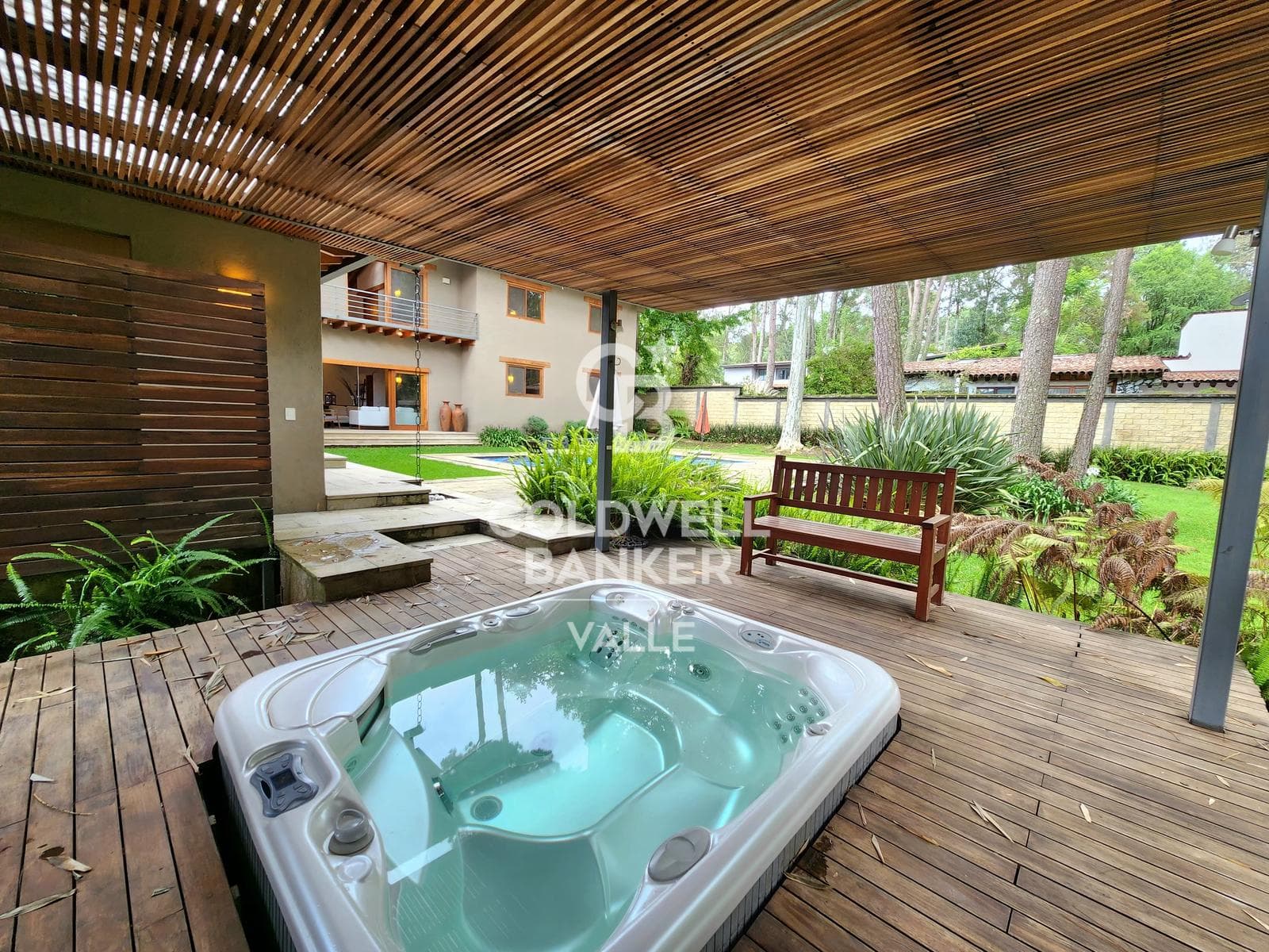 House for Sale in Downtown Avándaro
