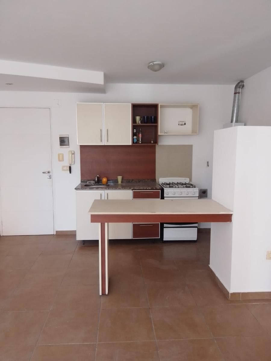 One-Bedroom Apartment—Half a Block from San Juan Boulevard