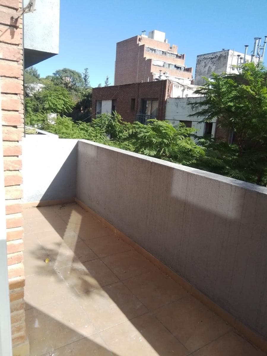 One-Bedroom Apartment—Half a Block from San Juan Boulevard