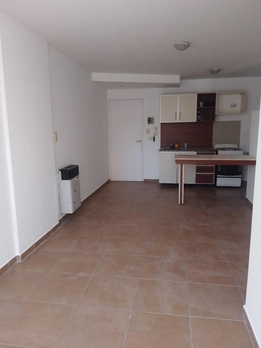 One-Bedroom Apartment—Half a Block from San Juan Boulevard