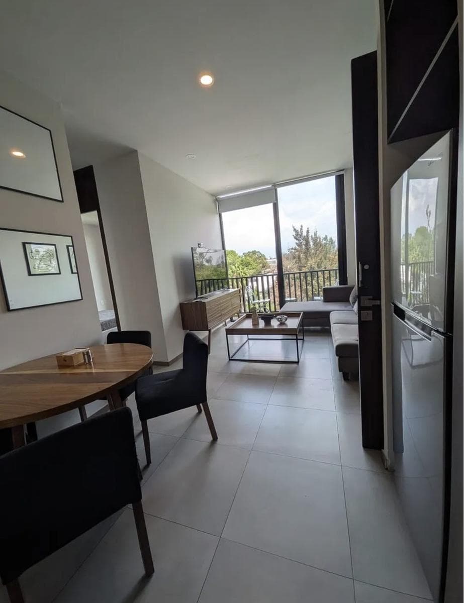 Apartment for Rent in Colomos, Providencia