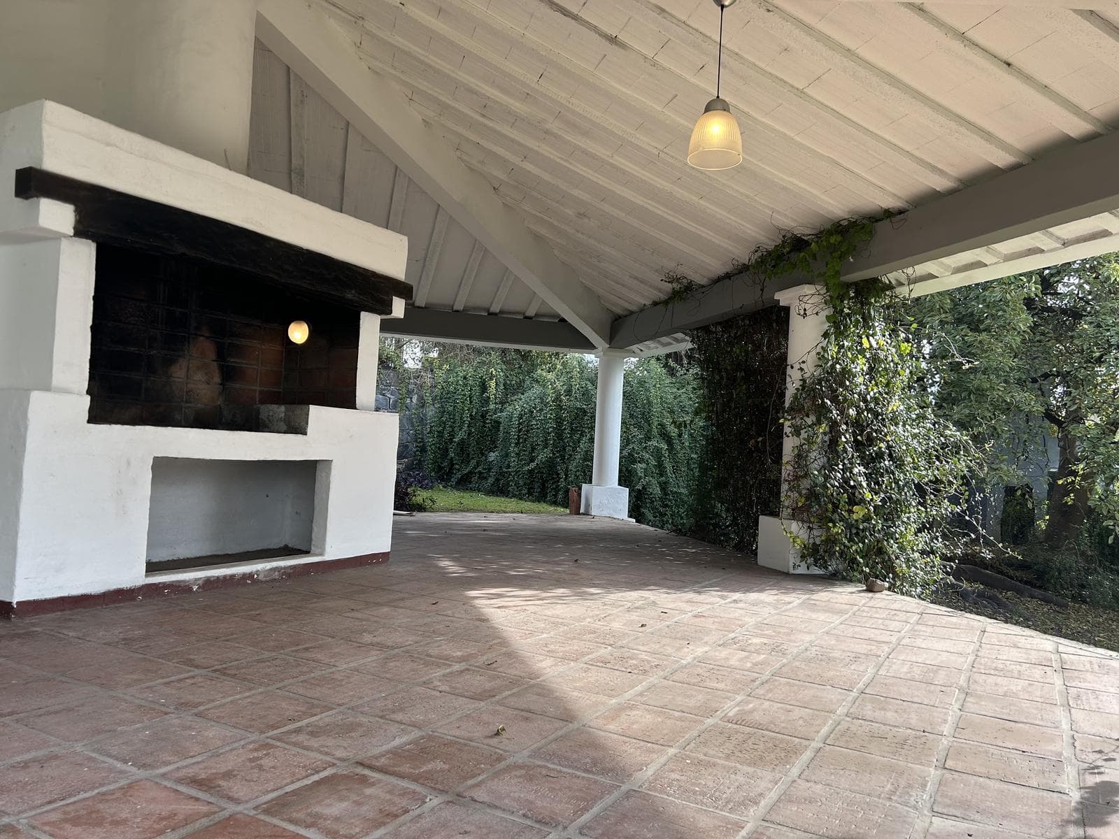 Renovated House in Villa Allende—Large Patio