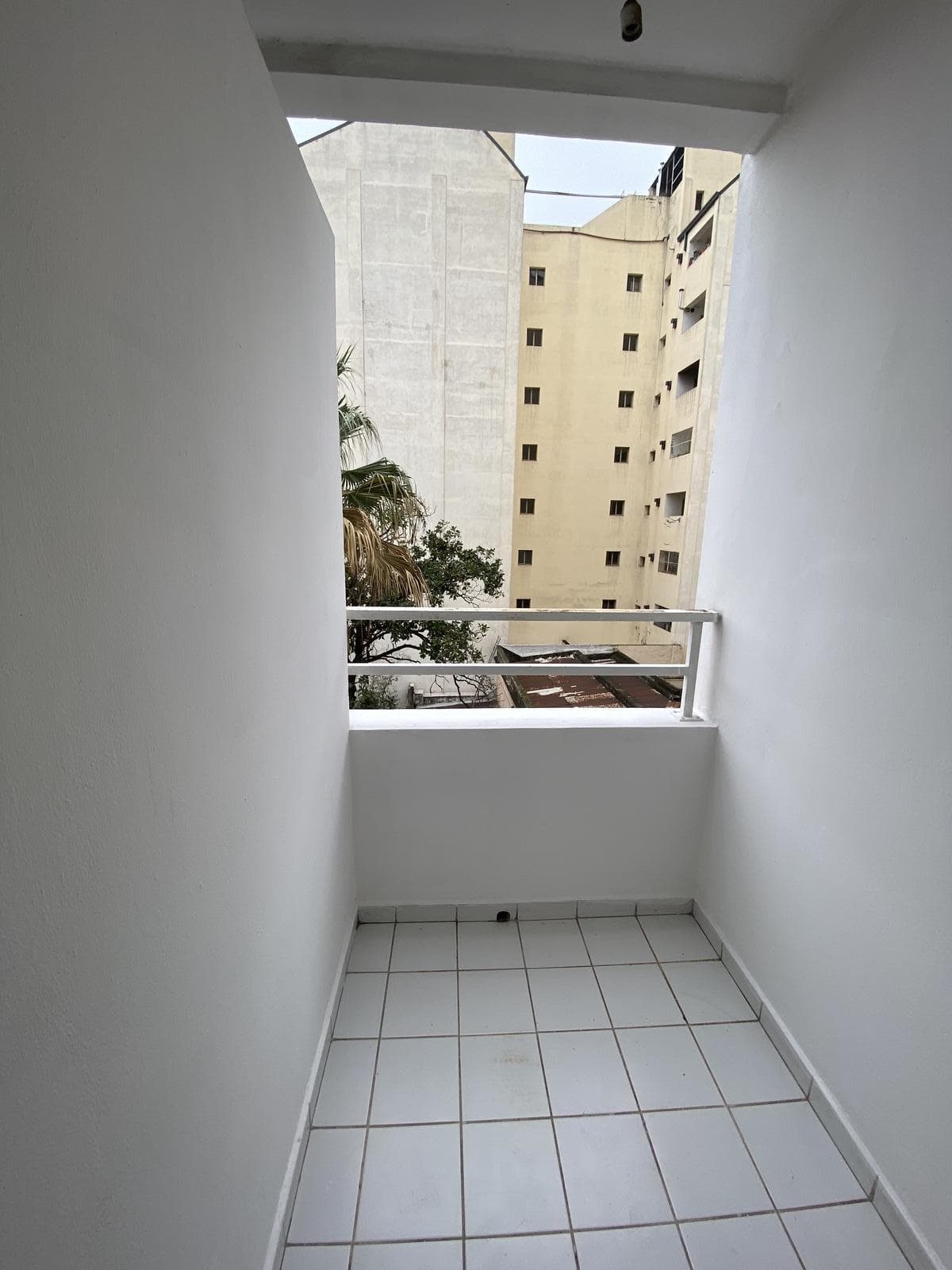 2-room apartment with balconies on Santa Rosa Street in the 900s