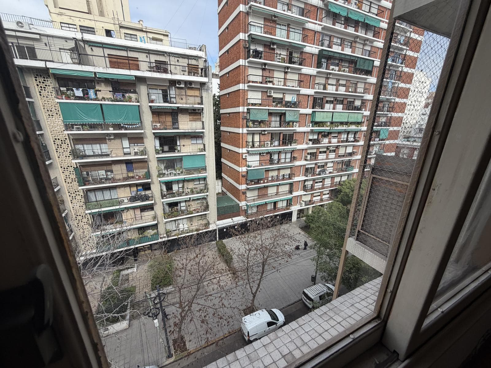 3-Room Apartment for Rent Office