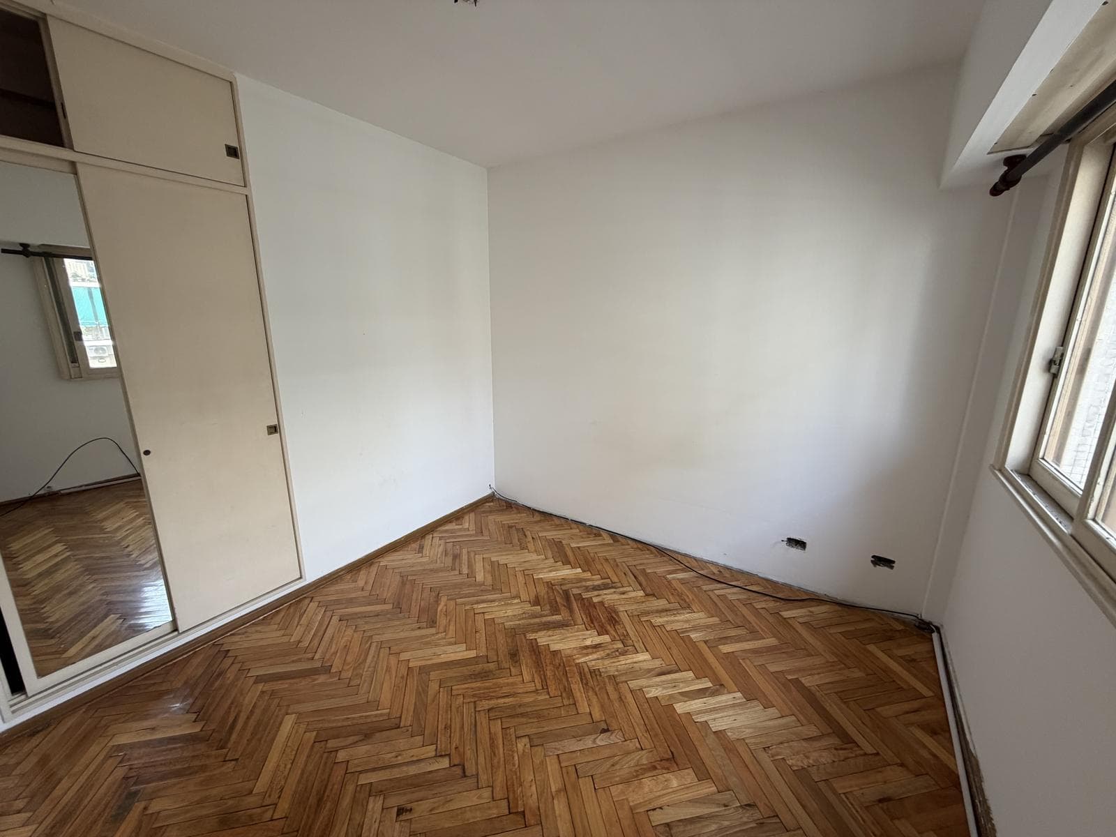 3-Room Apartment for Rent Office
