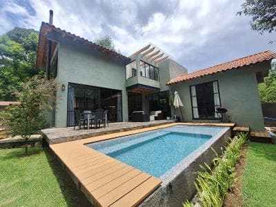 House for Sale, Acatitlán, Valle de Bravo