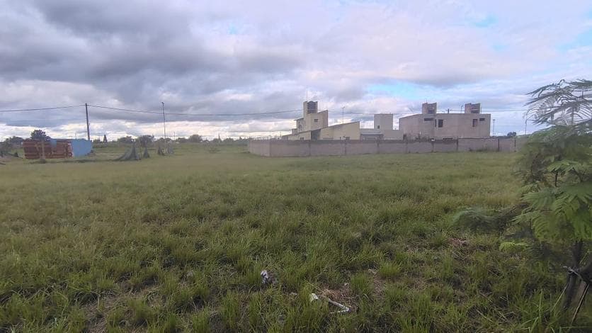 Lot for Sale in Valle Cercano, Suitable for a Duplex, with Security