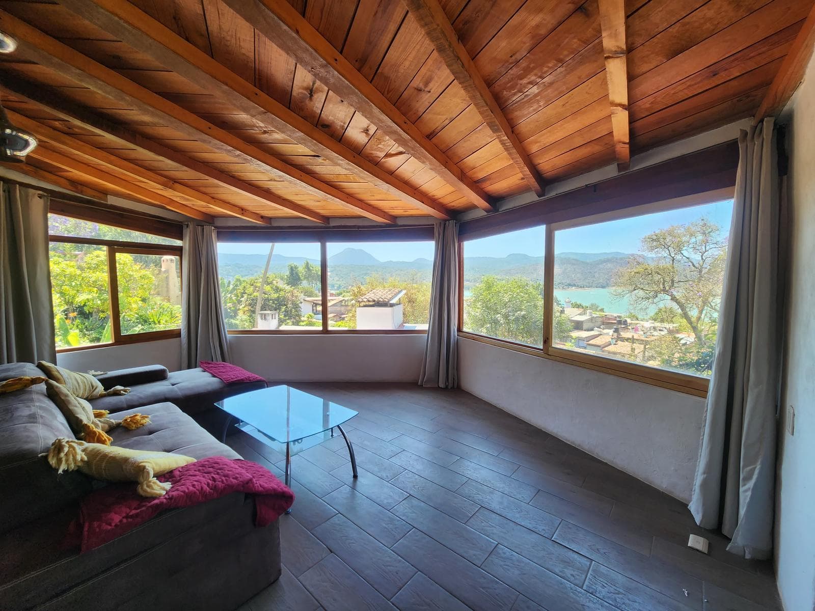 House for Sale, Valle de Bravo