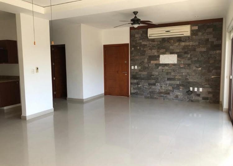 DEPARTAMENTO EN RENTA SERENA CUMBRES AV HUAYACAN CANCUN