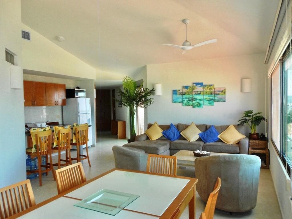 DEPARTAMENTO PH EN RENTA ISLA DORADA ZONA HOTELERA CANCUN