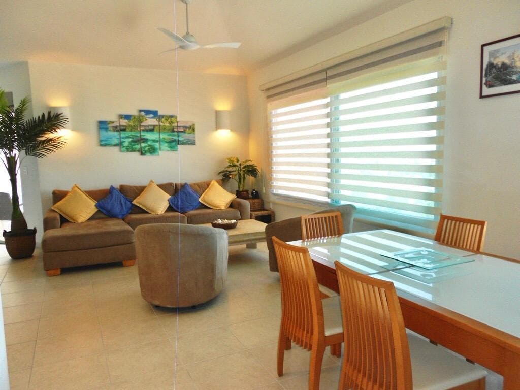 DEPARTAMENTO PH EN RENTA ISLA DORADA ZONA HOTELERA CANCUN