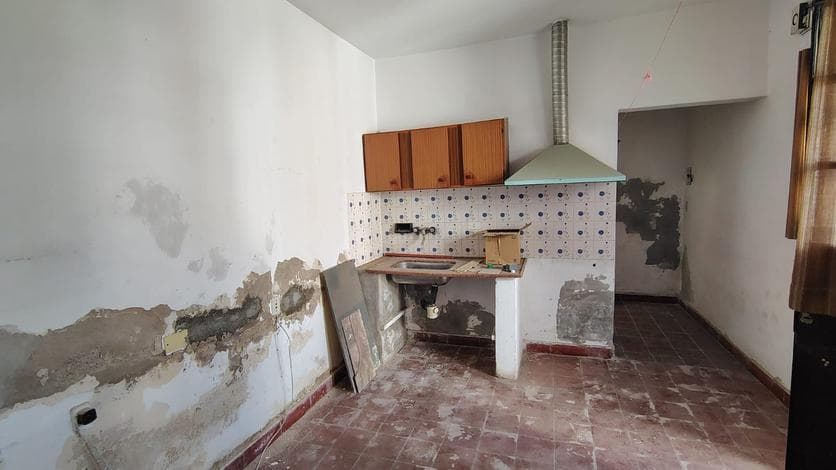House and Two Apartments for Sale in Jardín del Pilar