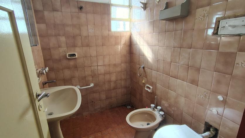 House and Two Apartments for Sale in Jardín del Pilar