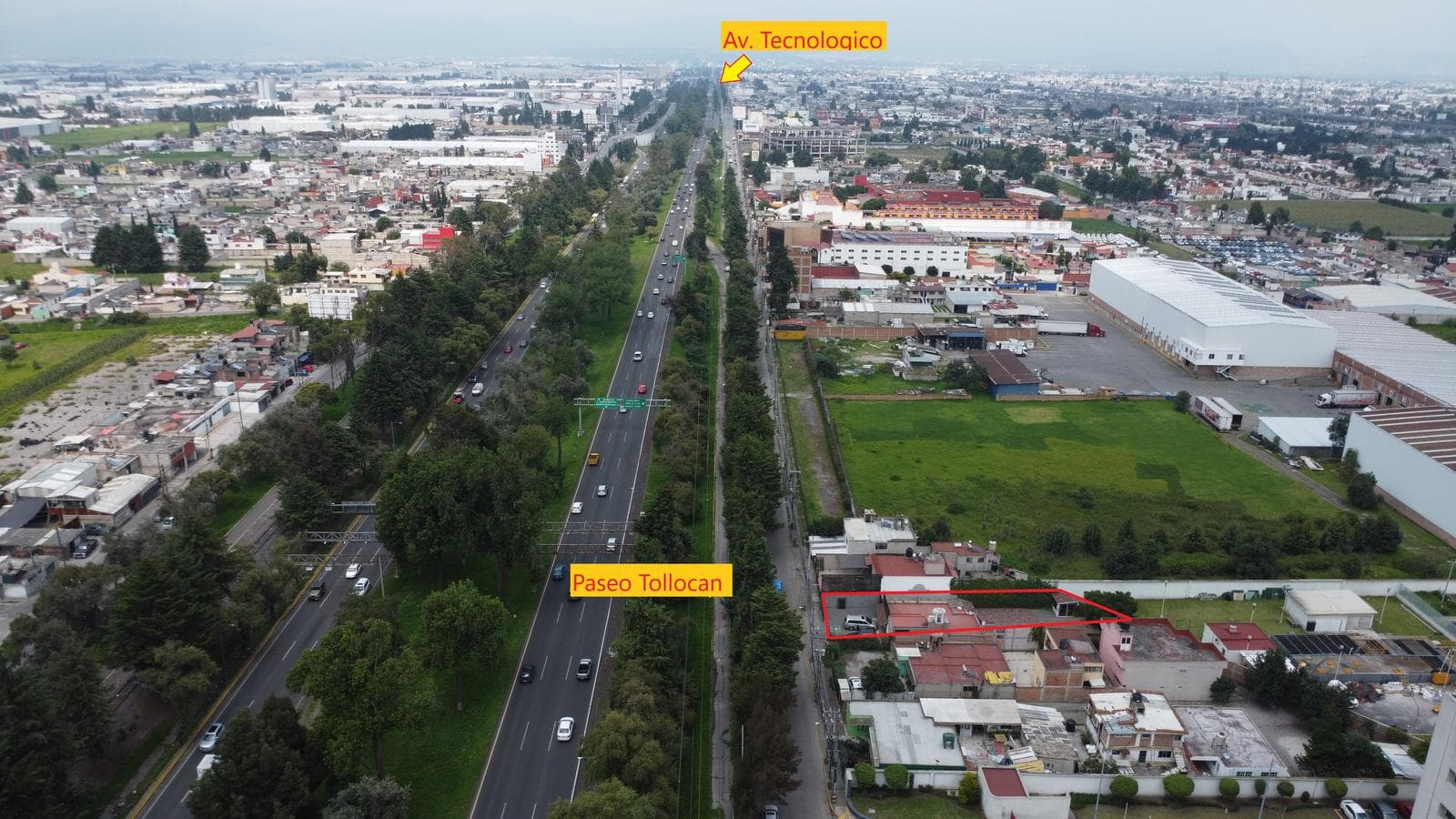 OFFICE FOR RENT IN METEPEC ON PASEO TOLLOCAN