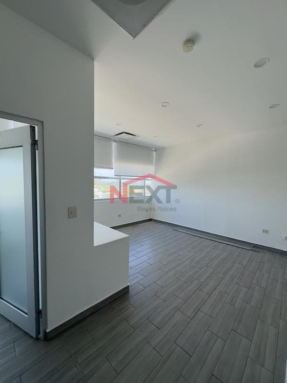 OFFICE FOR RENT IN GRAND KINO