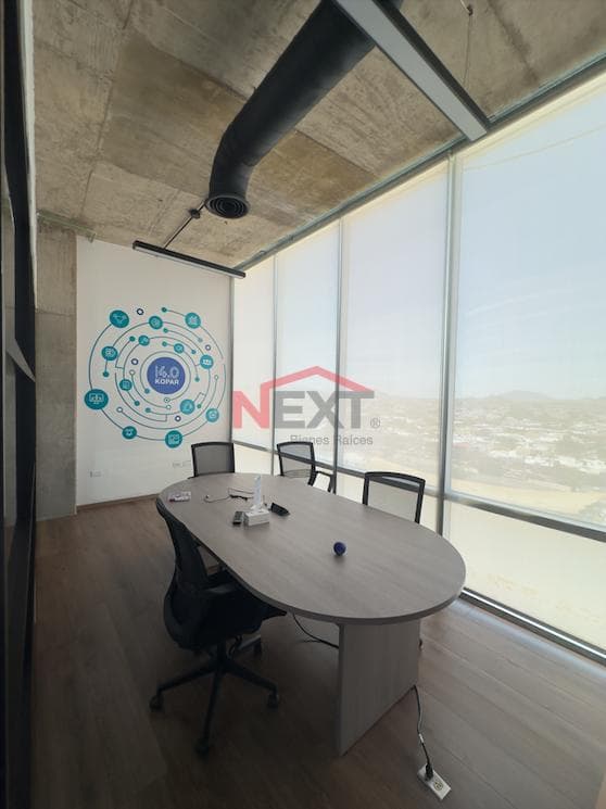 OFFICE FOR SALE IN THE COLOSSUS TOWER