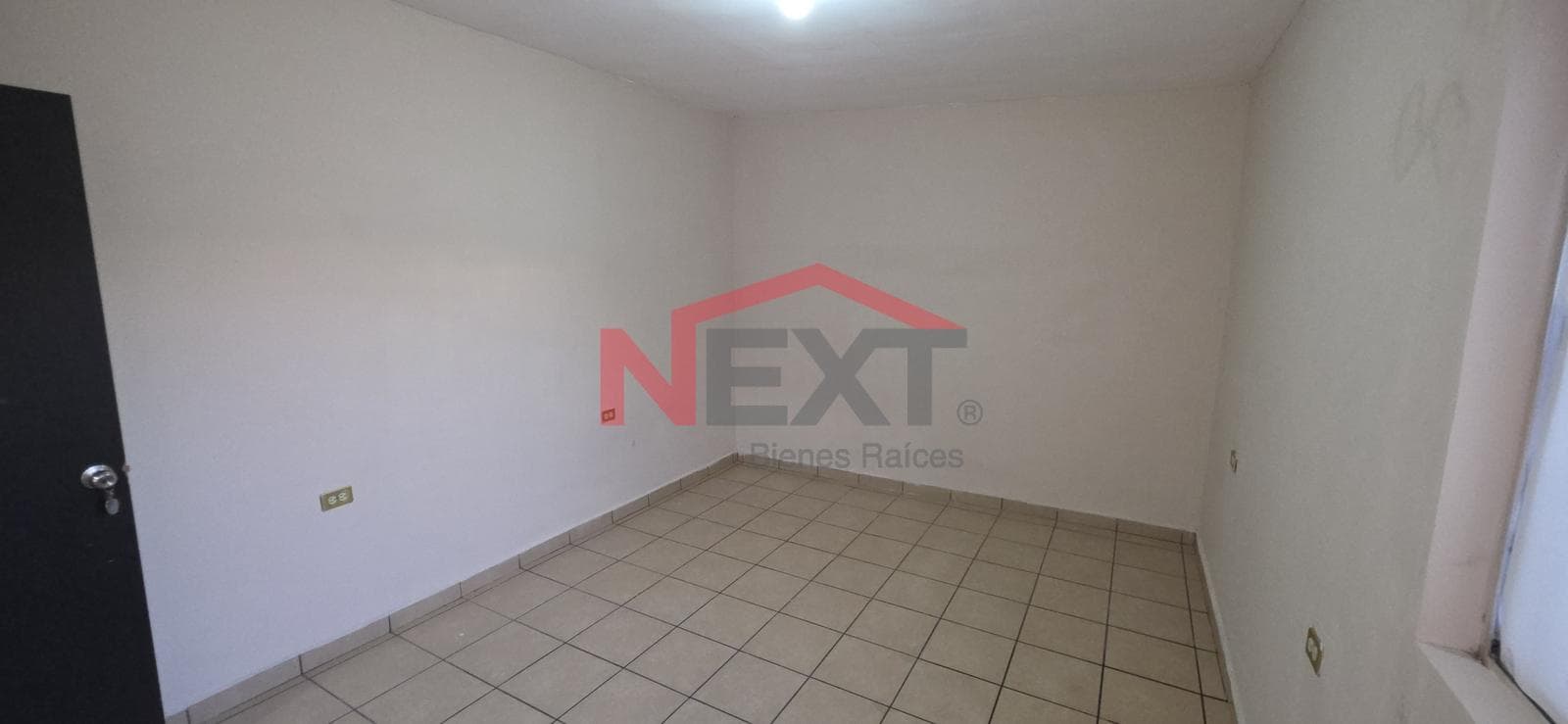 HOUSE FOR SALE IN THE NUEVA PALMIRA NEIGHBORHOOD