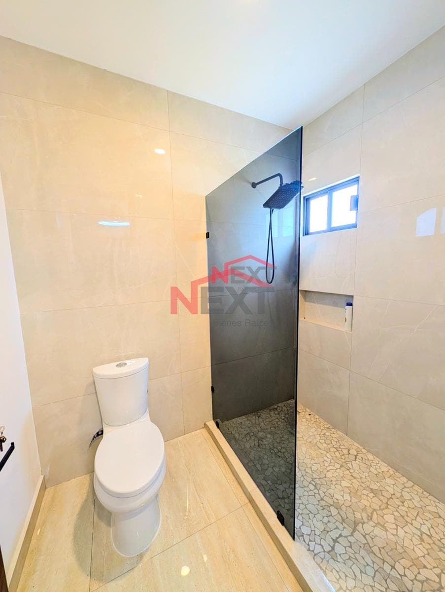 HOUSE FOR SALE IN ALTOZANO RESIDENCIAL