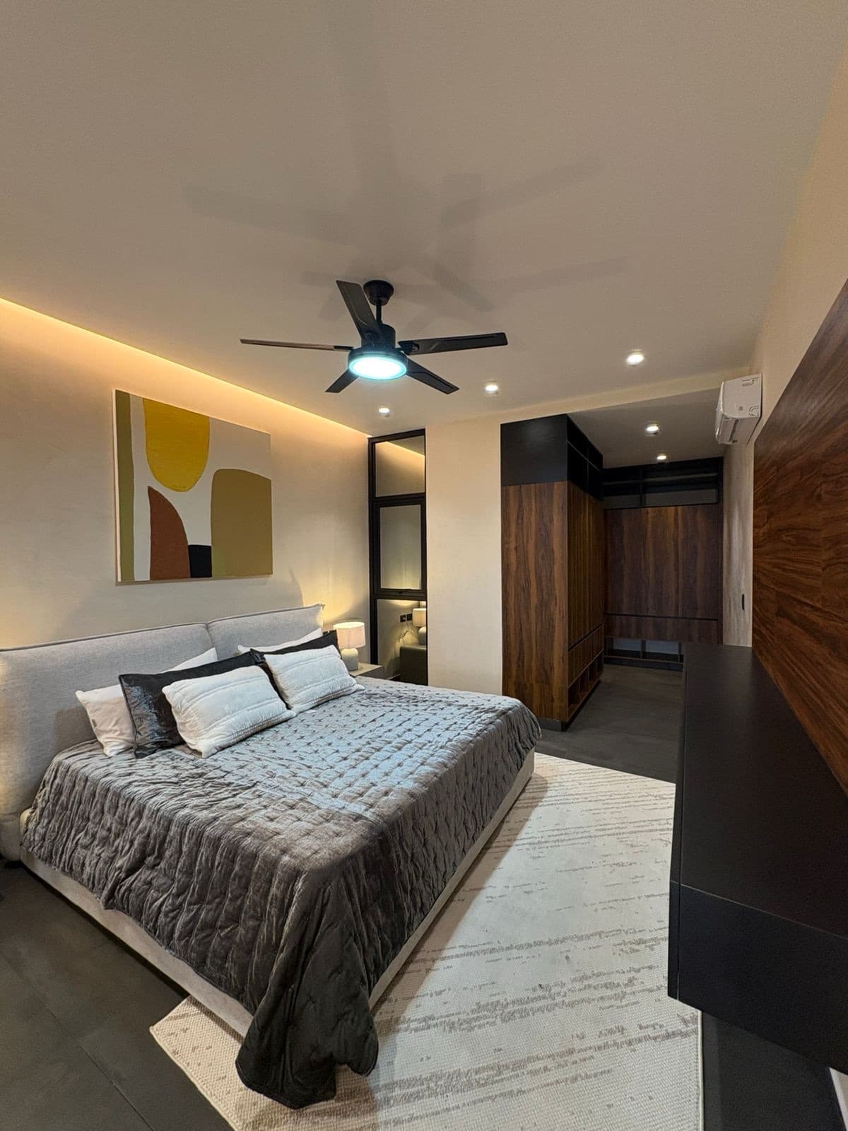 Apartment for Sale on Prol. La Luna