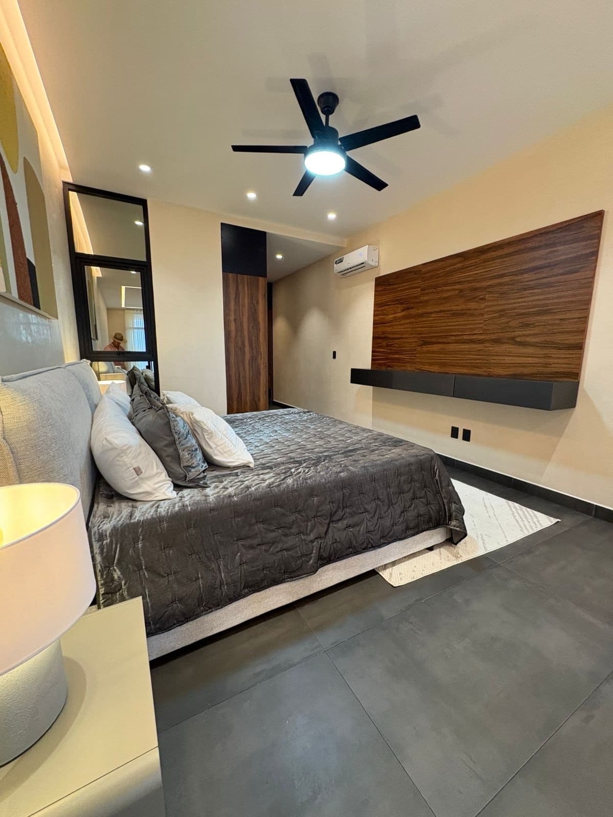 Apartment for Sale on Prol. La Luna