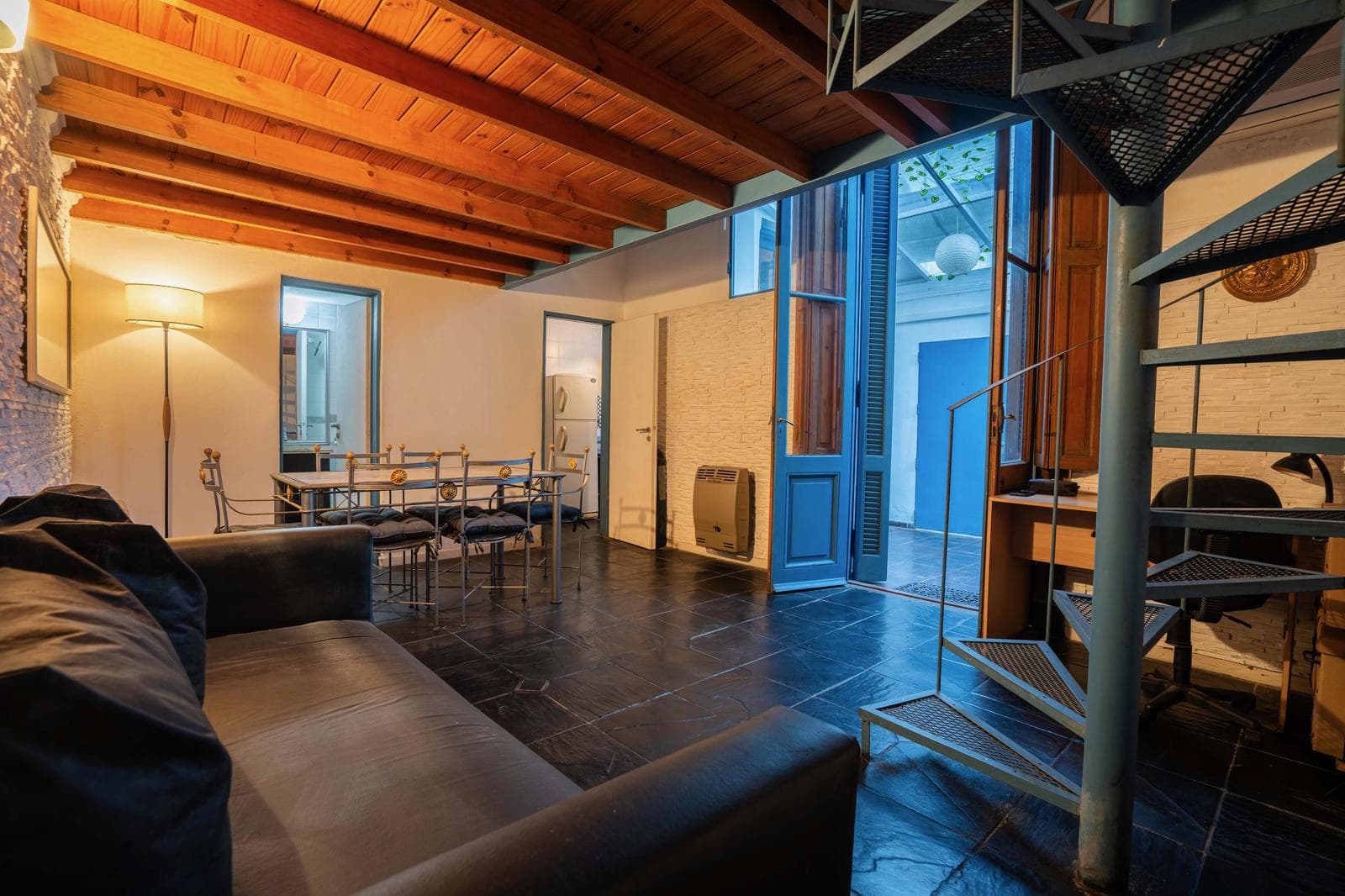 Furnished duplex for short-term rent in Colegiales