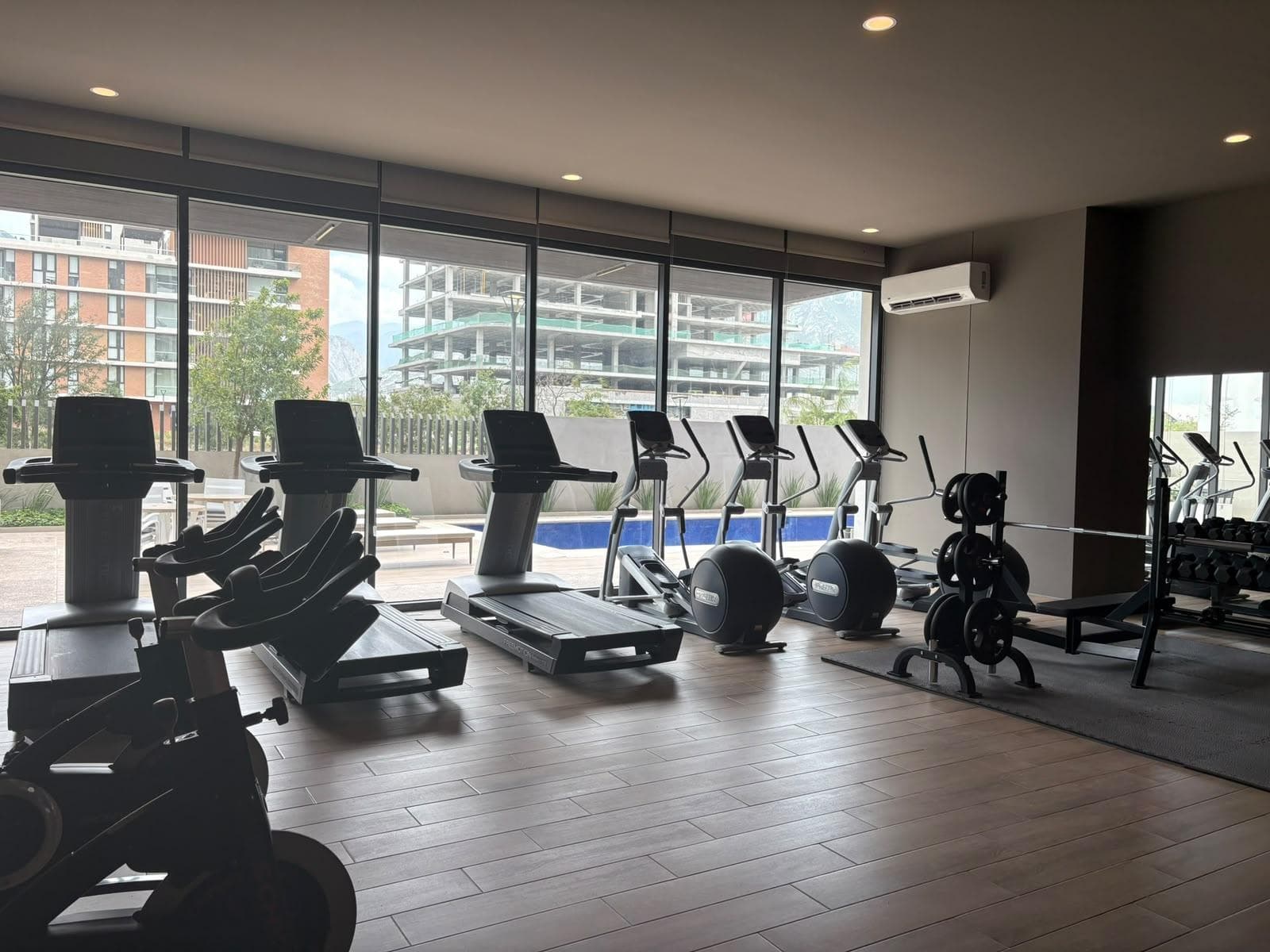 APARTMENT FOR SALE IN THE ARENA DOMO BUILDING