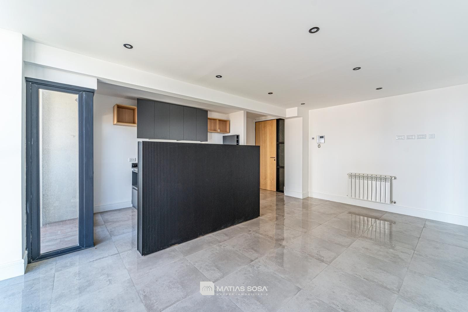 For Sale - Apartment - 2-room - Brand new - Constitución area