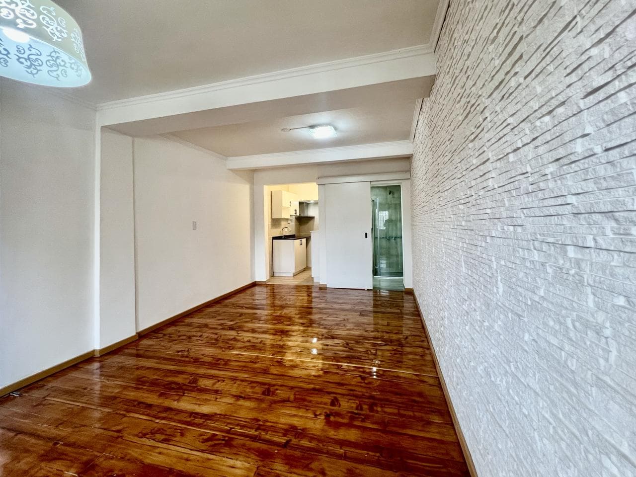 Central Studio Apartment - Long-Term Rental