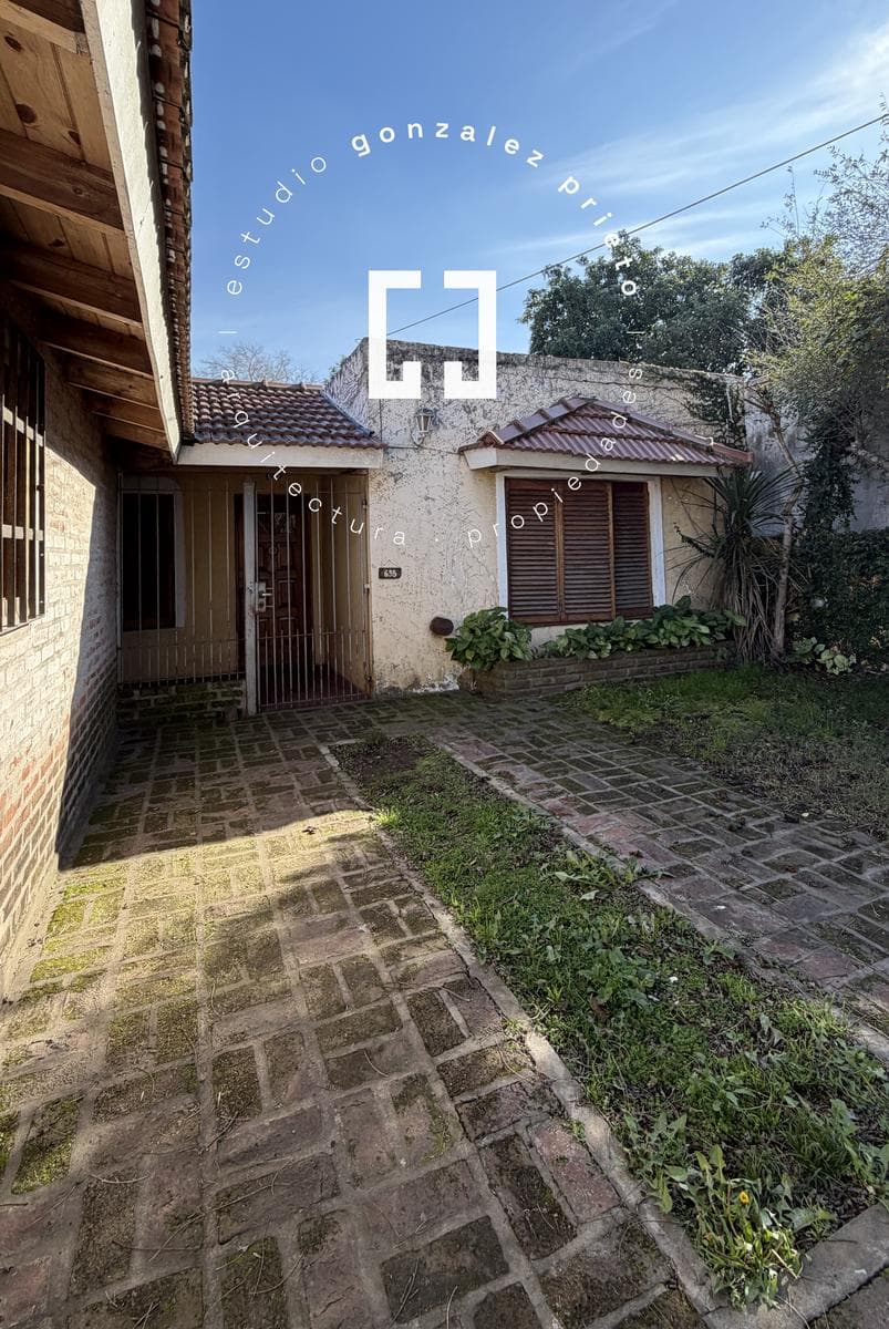 4-BEDROOM HOUSE FOR SALE WITH GARDEN—MORTGAGE AVAILABLE—GREAT OPPORTUNITY