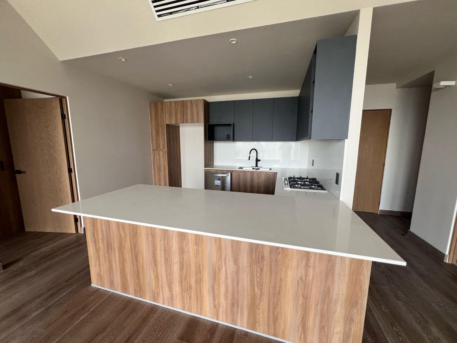 Apartment for Rent in the Lomas Del Country Subdivision, Guadalajara, Jalisco.