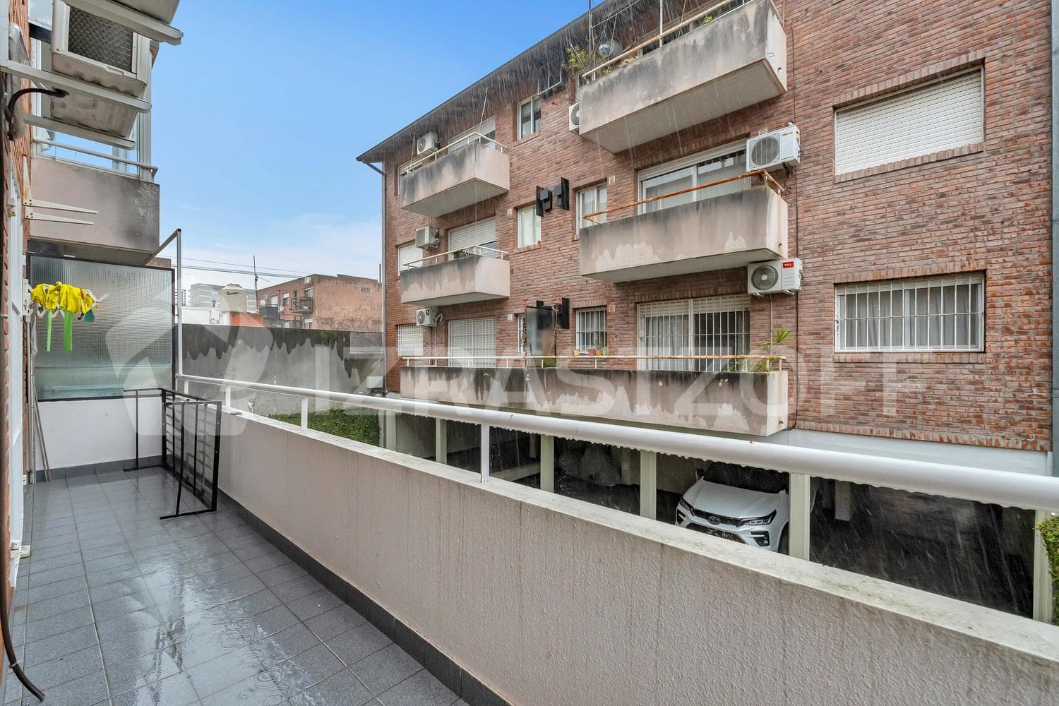 Apartment for Sale in the La Calabria Area: 3 Rooms - Completely Renovated.