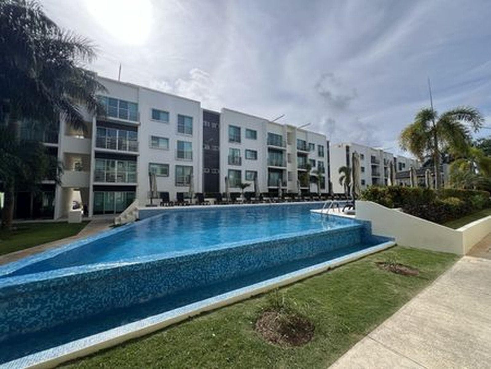 DEPARTAMENTO EN RENTA LONG ISLAND RESIDENCIAL AV HUAYACAN CANCUN