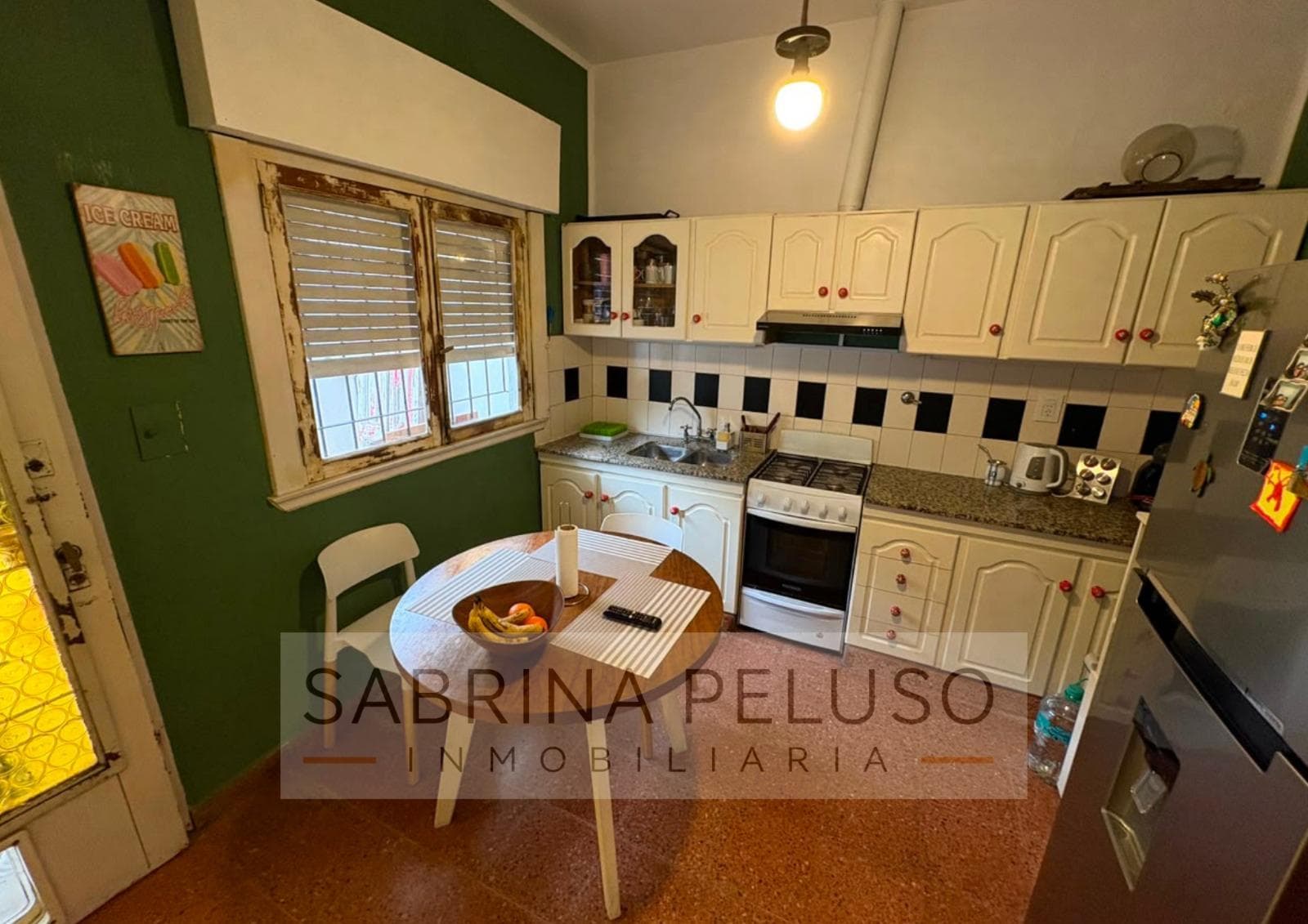 House for Sale in Downtown Merlo
