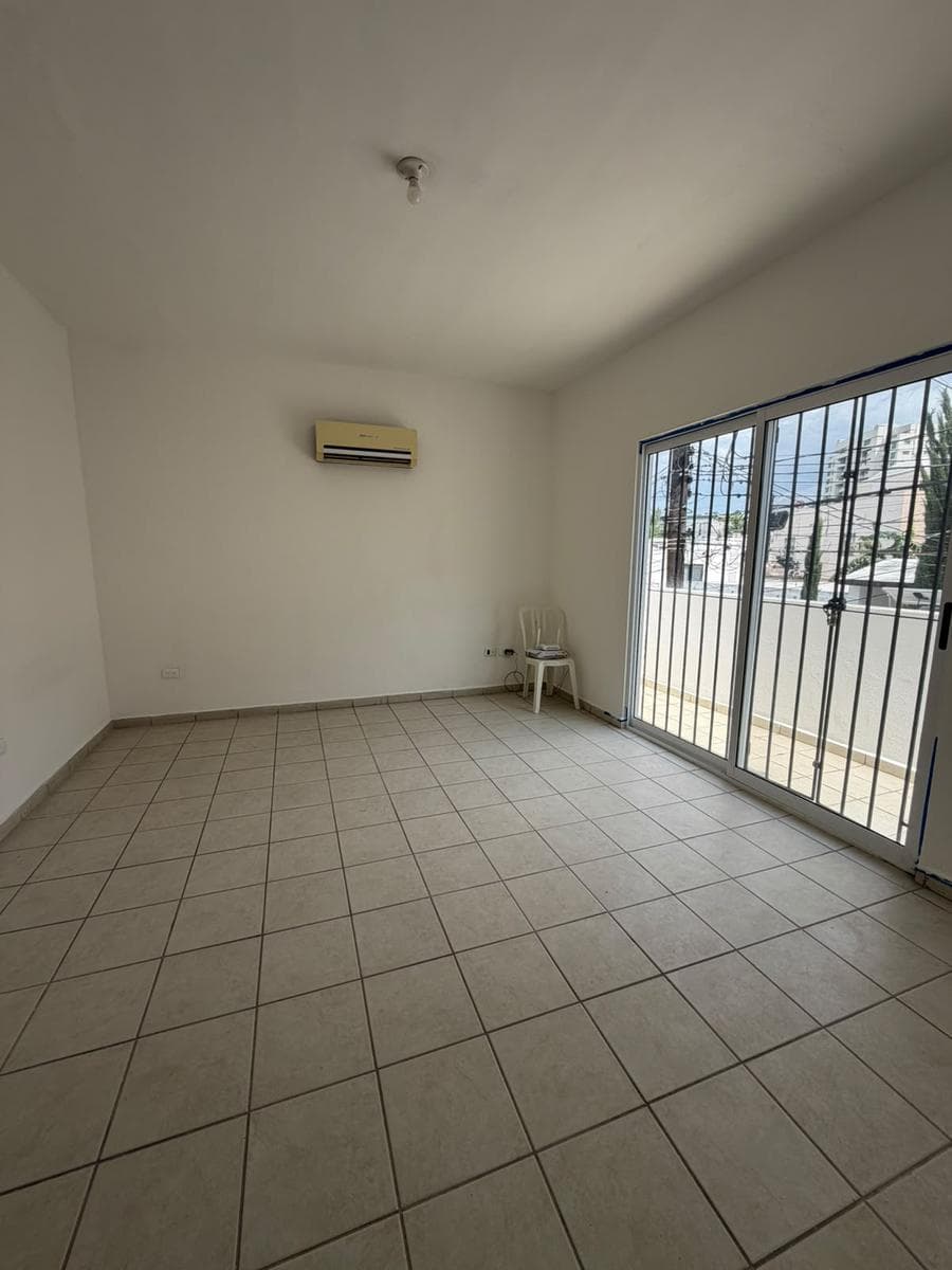 HOUSE FOR RENT IN THE DEL PASEO RESIDENCIAL NEIGHBORHOOD IN SOUTHERN MONTERREY